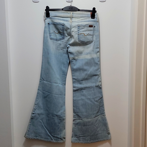 12' flared denim, seven jeans , size 26 - Picture 3 of 4